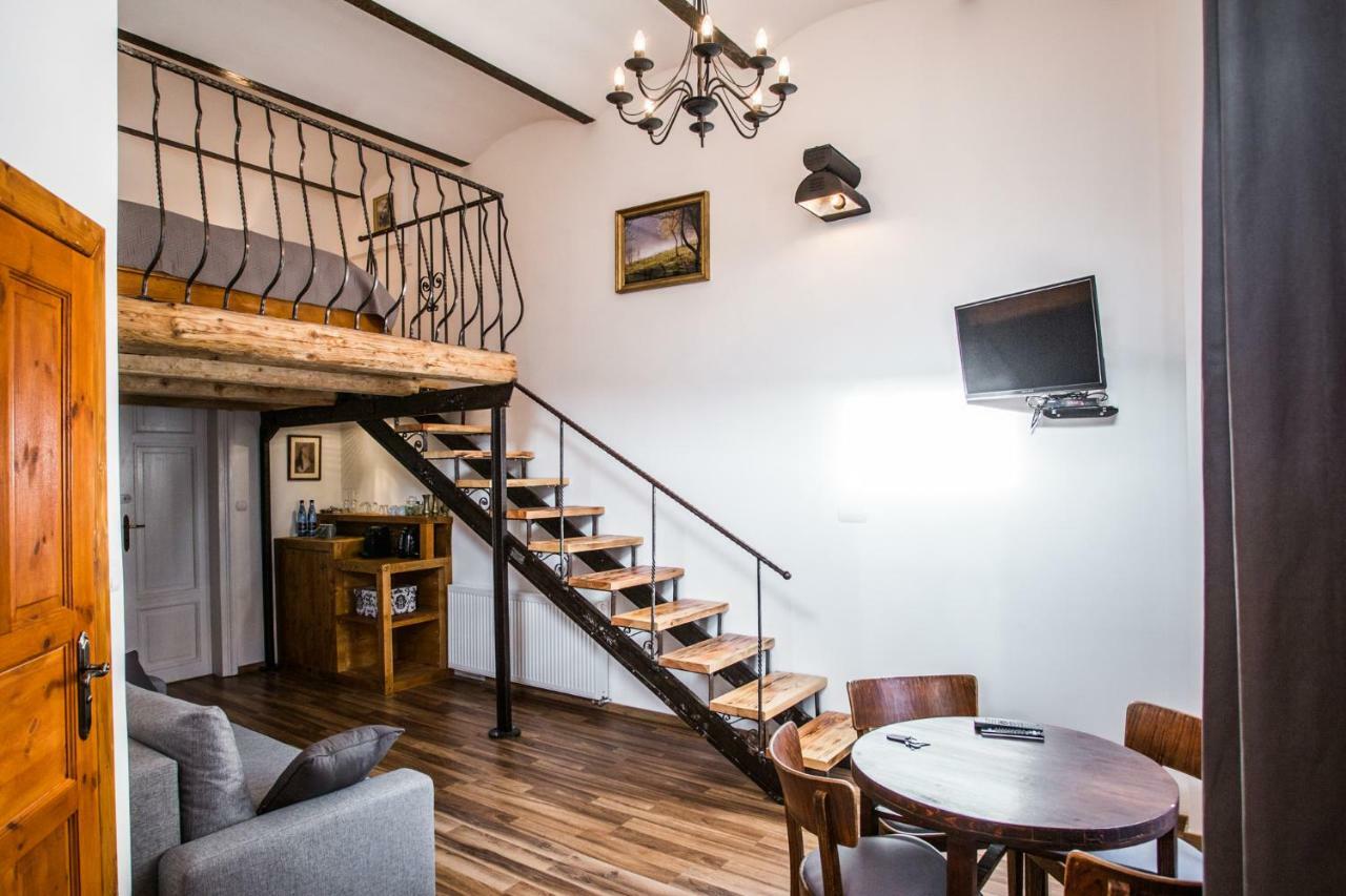Lovenovsky Apartments Krakow Bagian luar foto