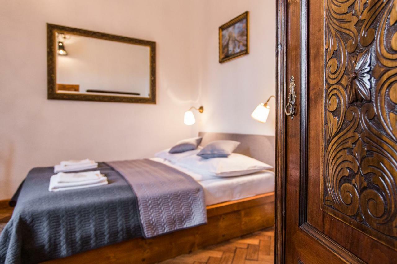 Lovenovsky Apartments Krakow Bagian luar foto