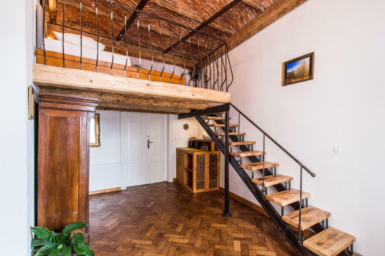 Lovenovsky Apartments Krakow Bagian luar foto